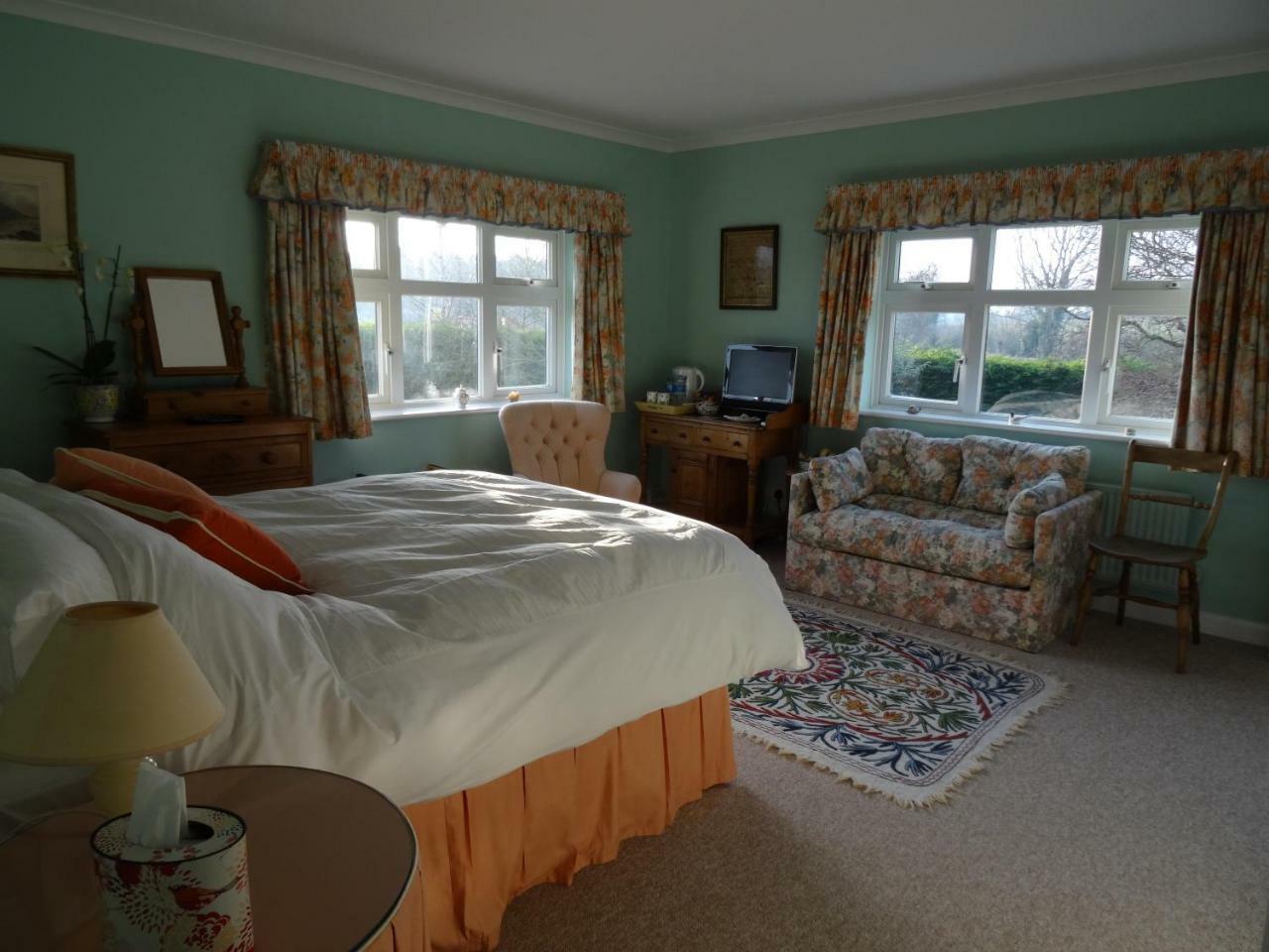 鲍多克The Newnham White House住宿加早餐旅馆 外观 照片